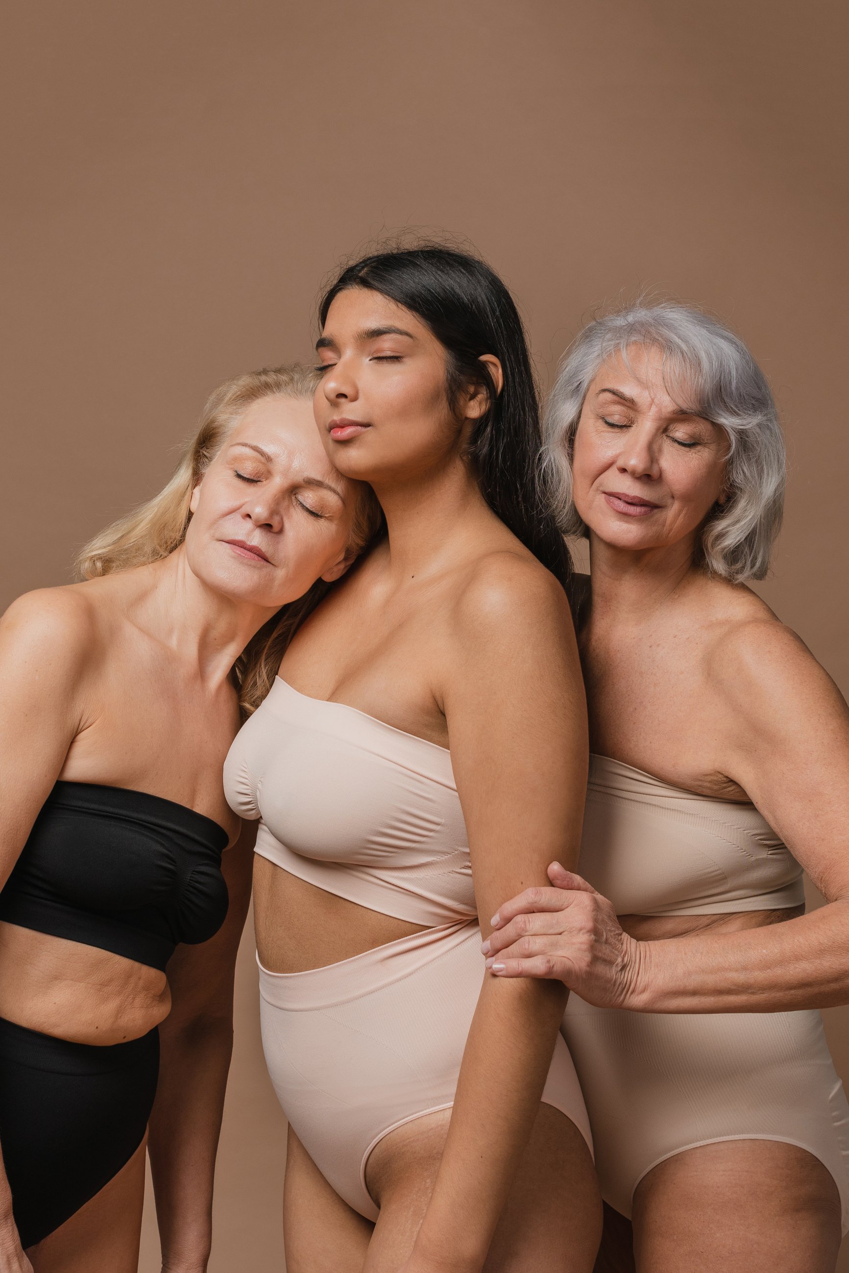 Women in Seamless Underwear